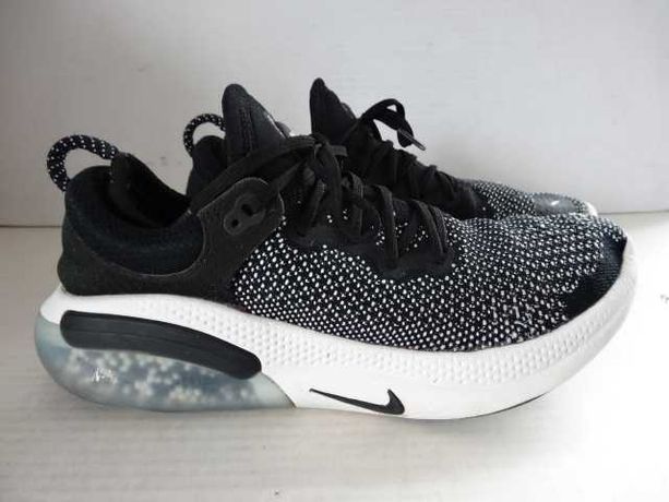 Buty NIKE JOYRIDE RUN FLYKNIT roz 42,5 Bieganie Sportowe Adidasy