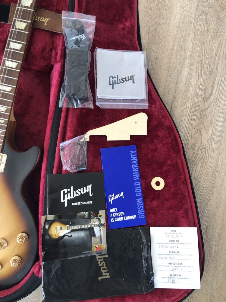 Gibson Les Paul tribute 2021