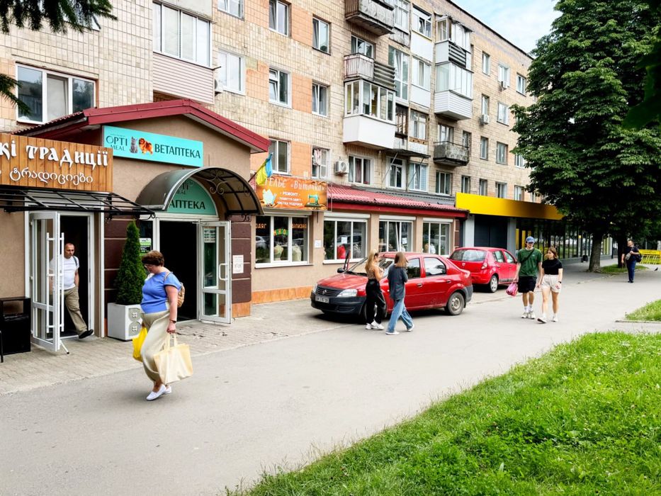 Оренда на Кн Романа біля базарчика