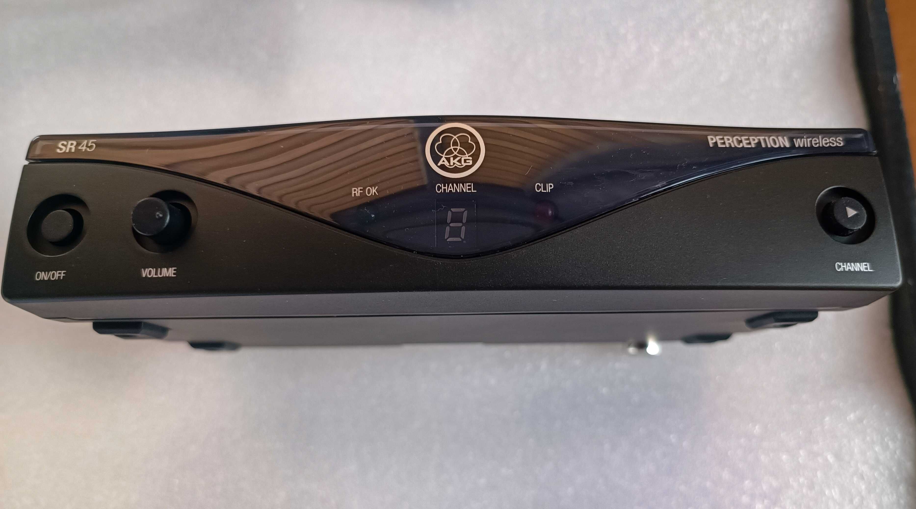 Радіосистема наголовна AKG PERCEPTION WIRELESS 45