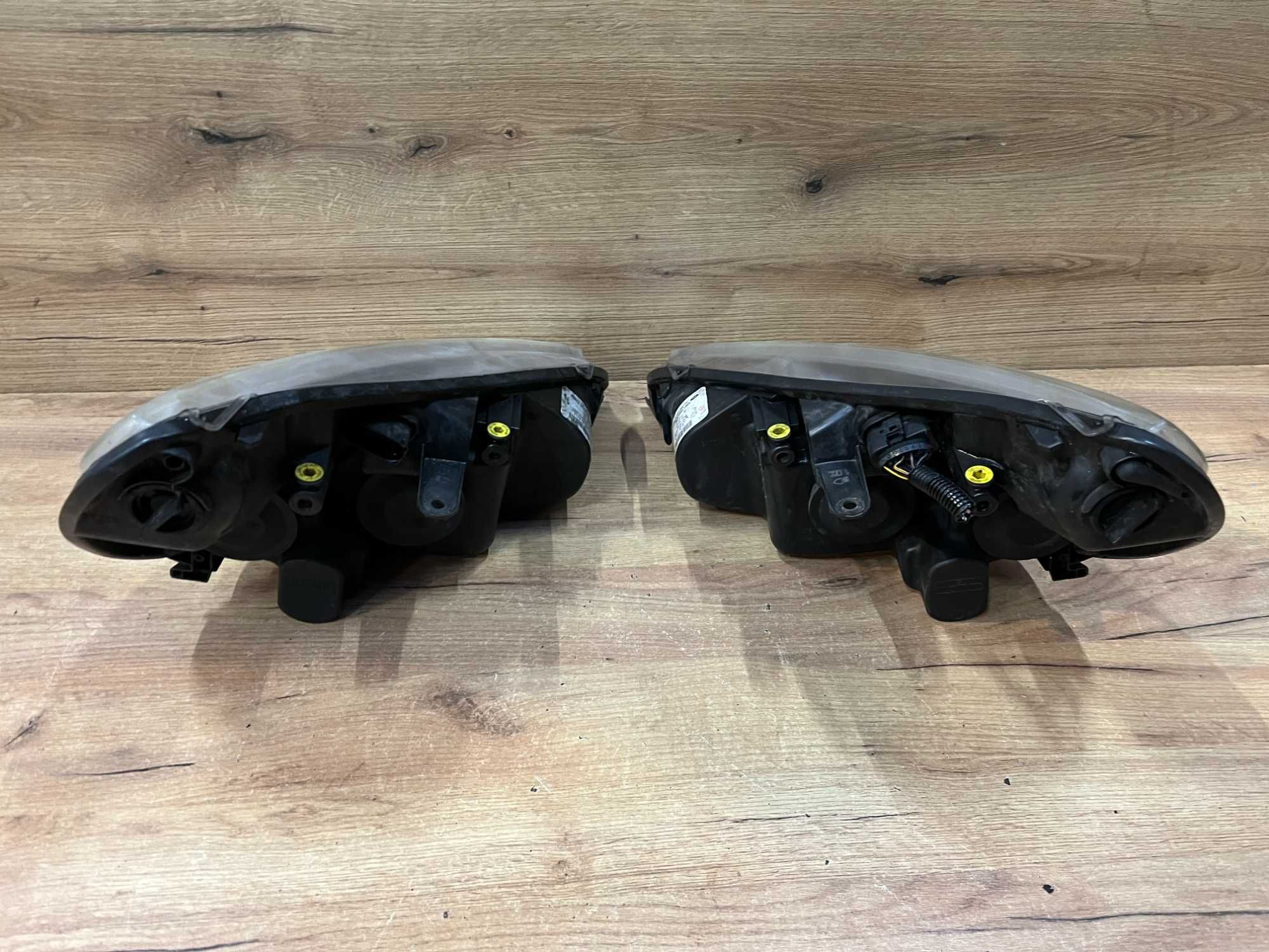 Lampa/reflektor przedni lewy prawy Ford S-Max/ Galaxy