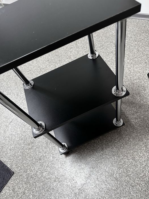 Продам столик навесной , зеркало , тележка для мастера