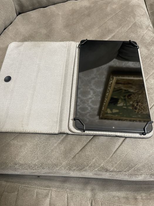 Продам планшет Samsung Galaxy TAB A 9 SM-X115як новий.