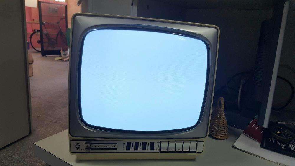 TV em Preto e Branco Relíquia Vintage