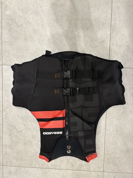Kamizelka Ratunkowa Seadoo XL Freedom czerwono-czarna