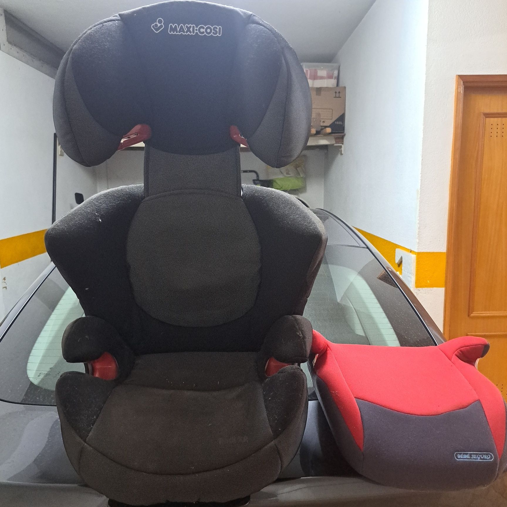 Cadeira Carro Maxi Cosi + Banquinho