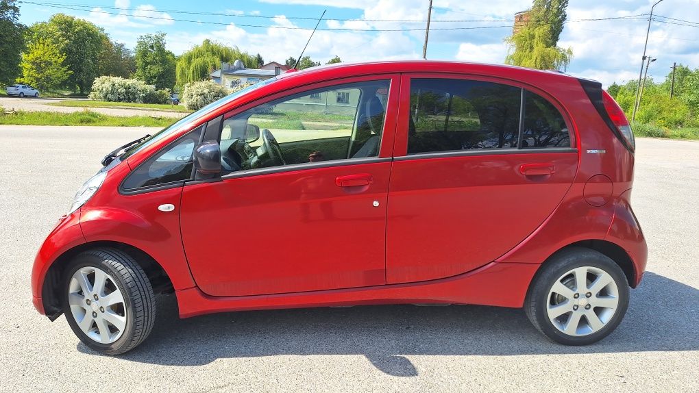 Peugeot ion electric