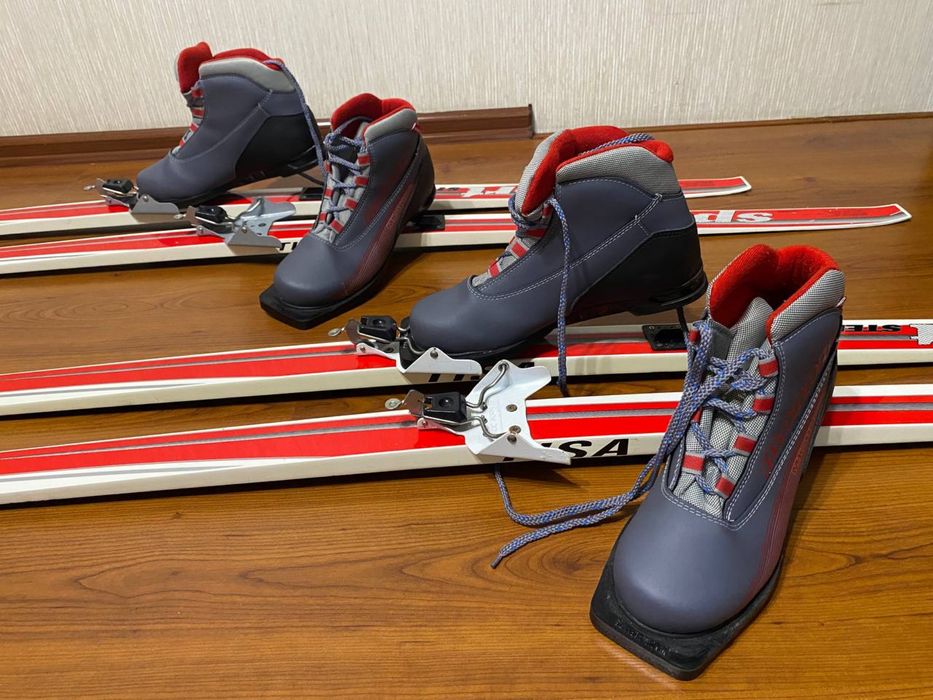 Лыжный комплект (лыжи Tisa Sport Step, ботинки Marax, лыжные палки)