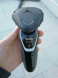 Máquina Barbear Philips series 5000
