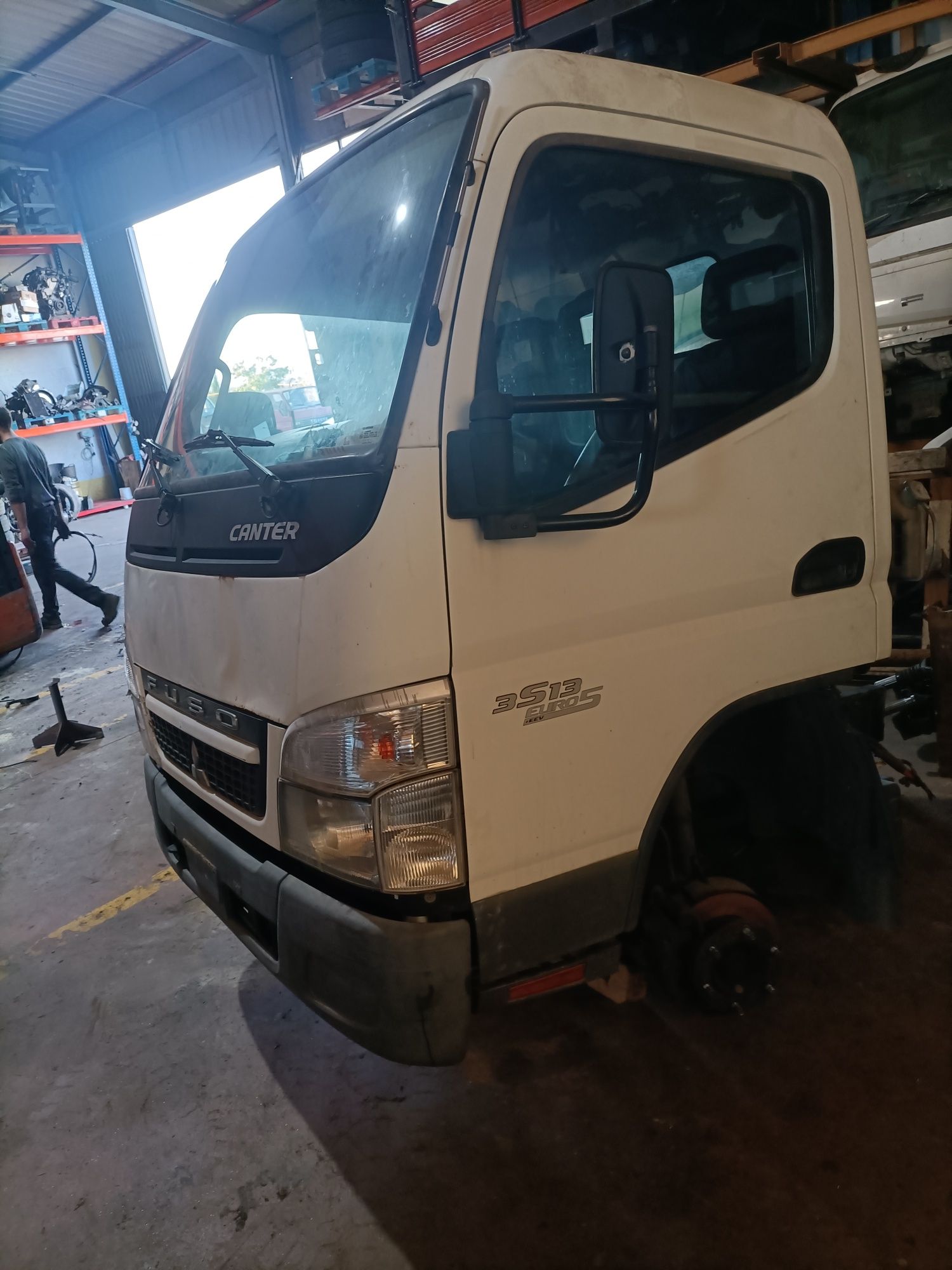 Cabine Mitsubishi fuso 3s13 euro 5