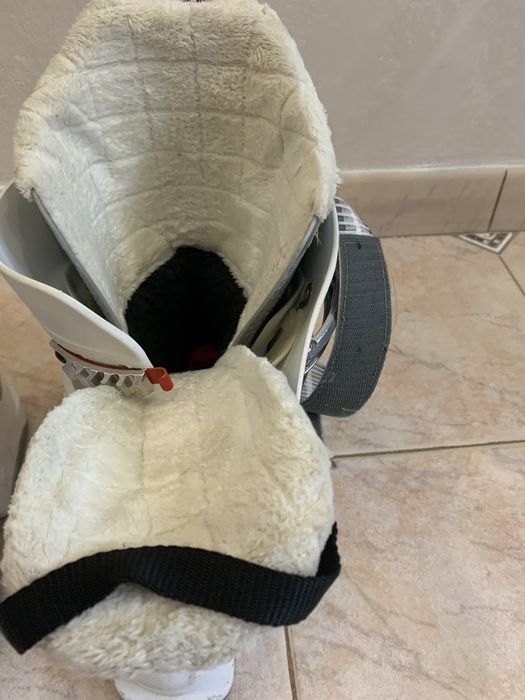 Горнолыжные ботинки Salomon Charm