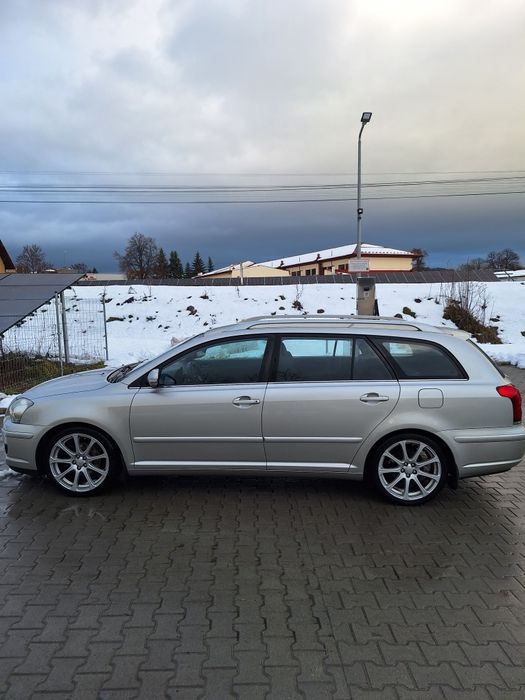 Toyota Avensis 2.0i Automat Lifting 18cali