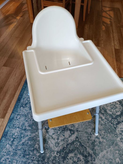 Krzeselko do karmienia Antilop z podnóżkiem Ikea