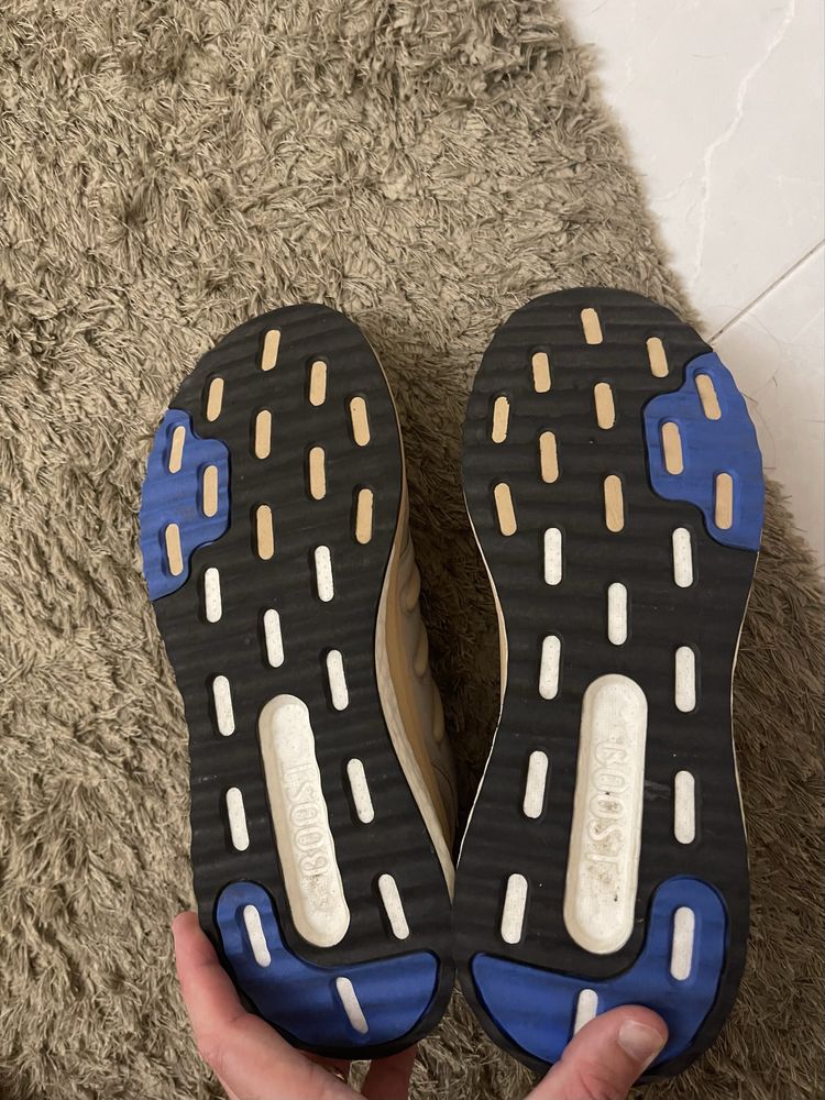 Tenis adidas Boost