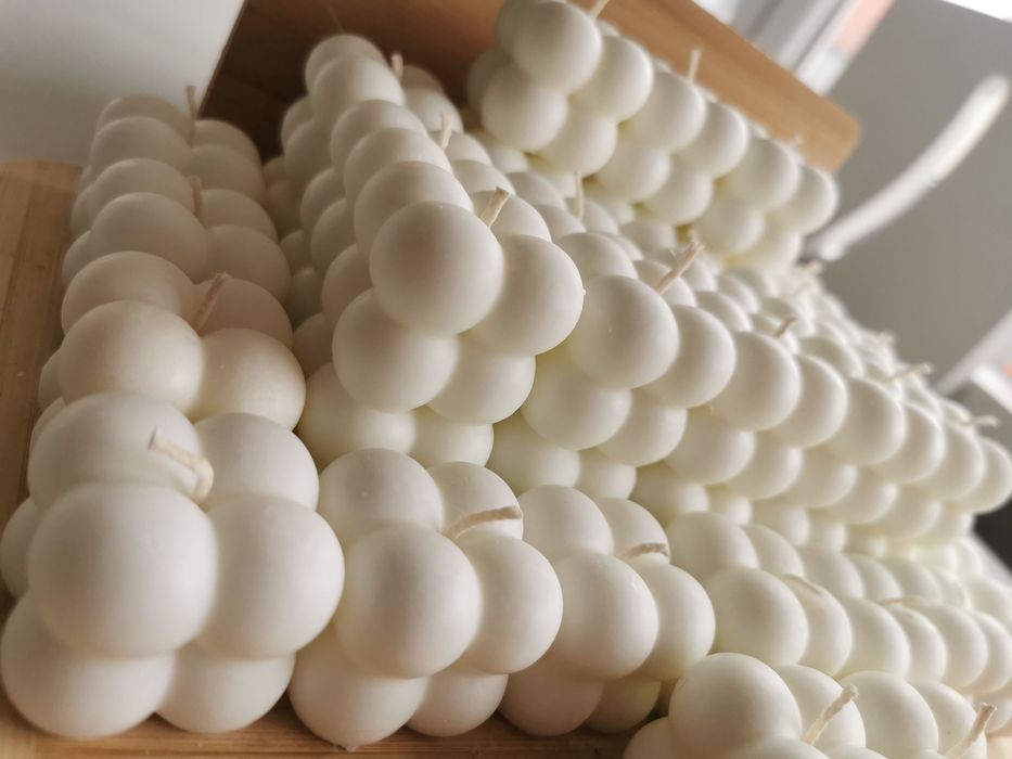 ŚWIECA SOJOWA MINI BUBBLE

Każdą świecę wykonuję ręcznie z dbałością o
