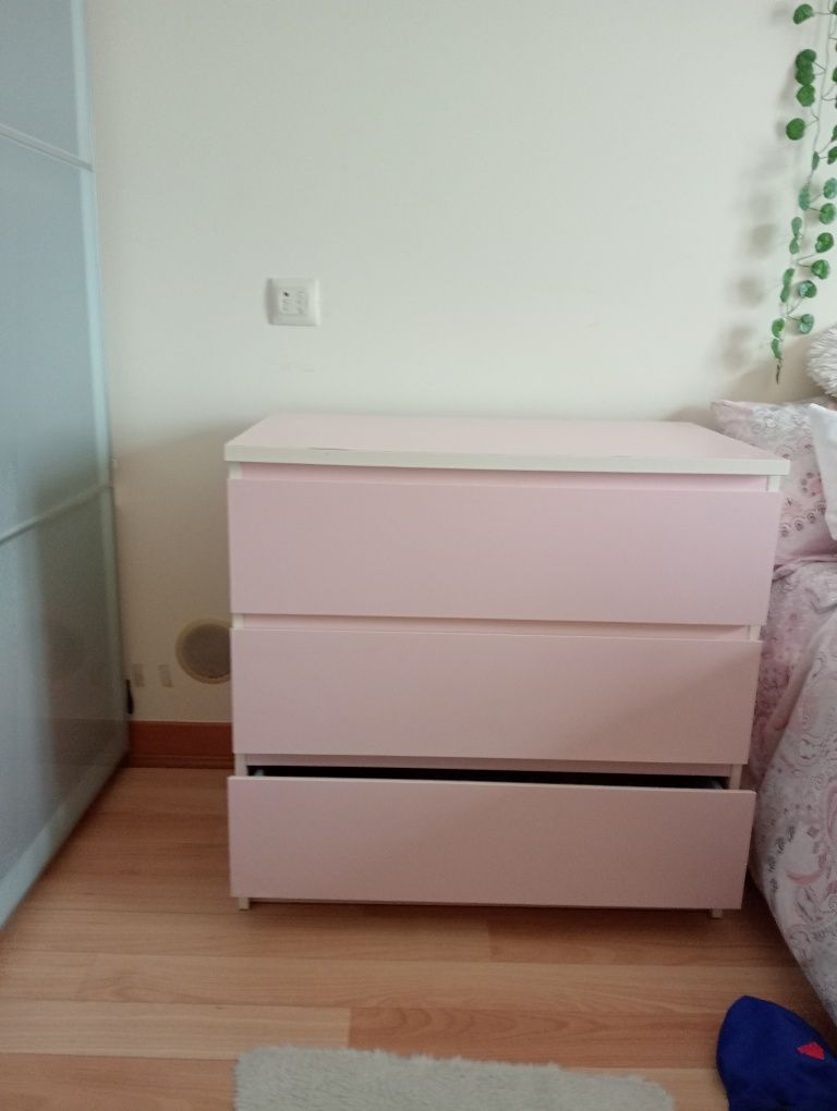 Cómoda para o quarto