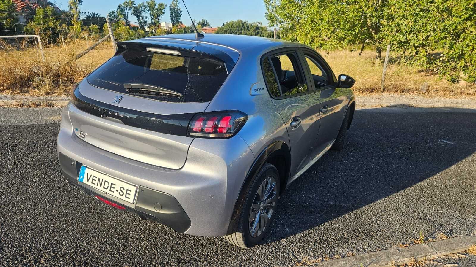 Peugeot e208 de 2023