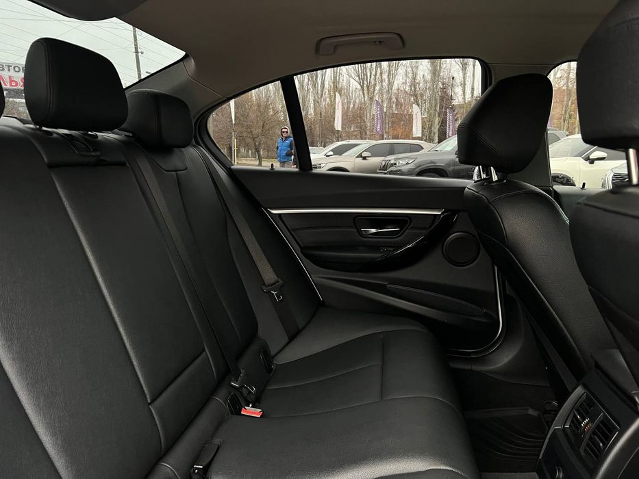 BMW 320i №3791 (ВНЕСОК від 10%) Альянс Авто Кривий Ріг