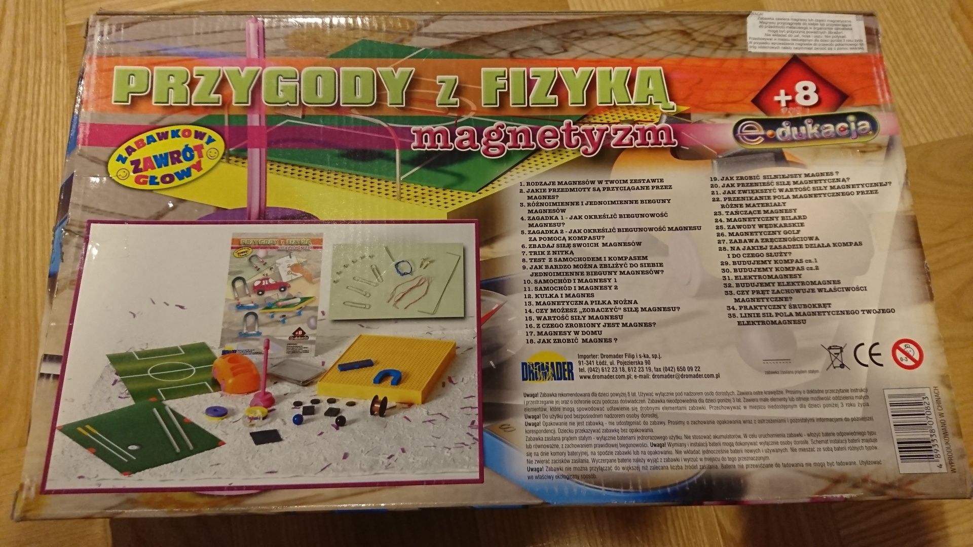 Gra edukacyjna z eksperymentami fizycznymi