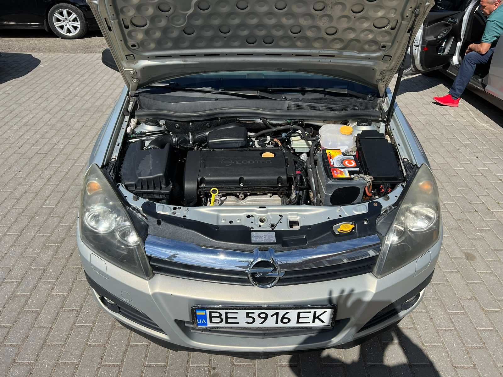 Opel Astra 2006 року 1,6 л./бензин