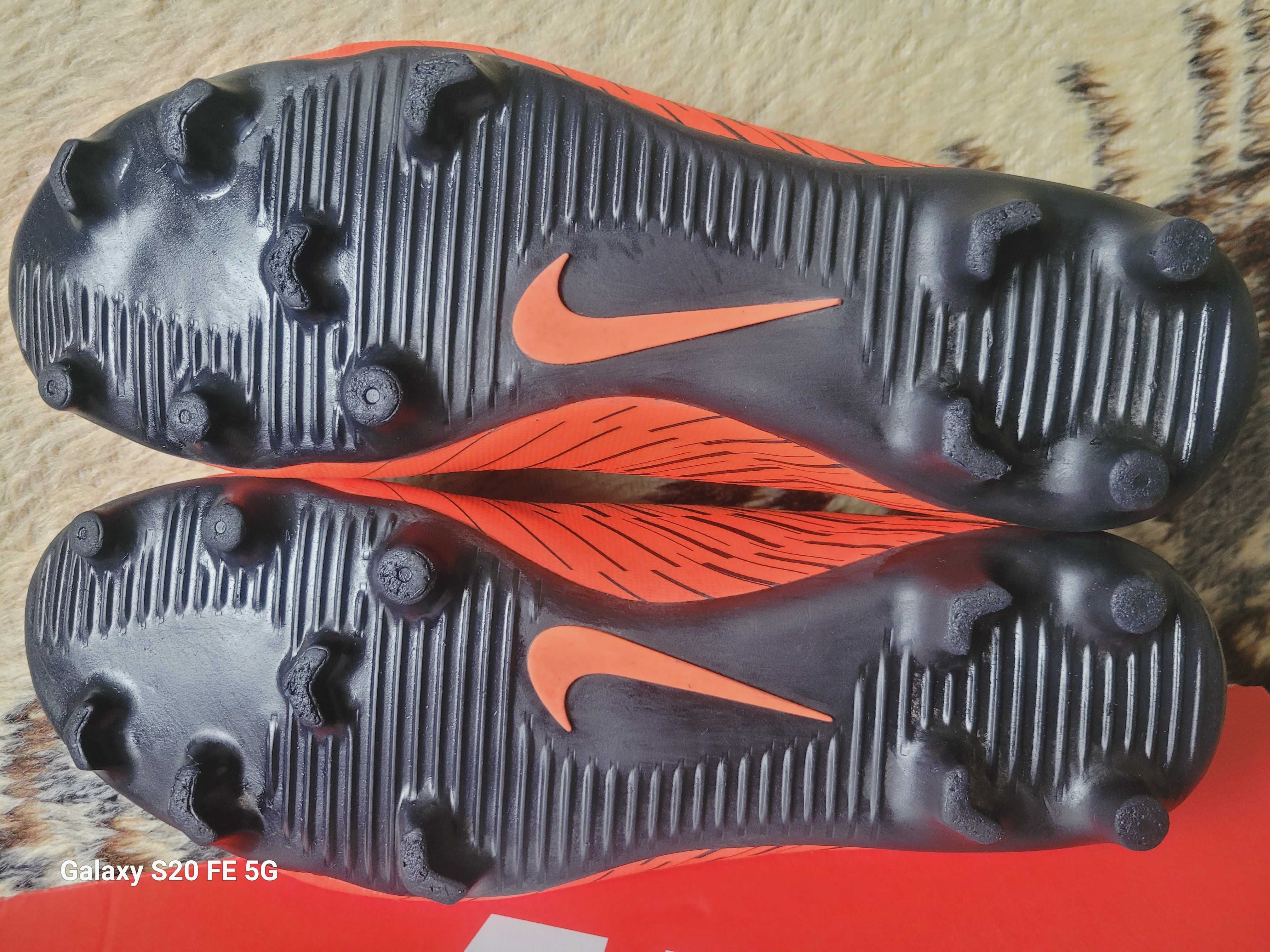 Super sportowe buty piłkarskie lanki Nike Bravata II FG wkl.27cm