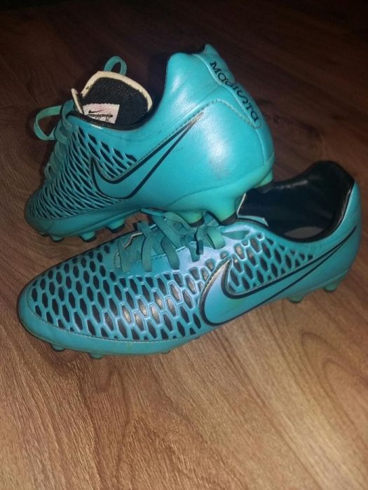 Buty Nike Magista