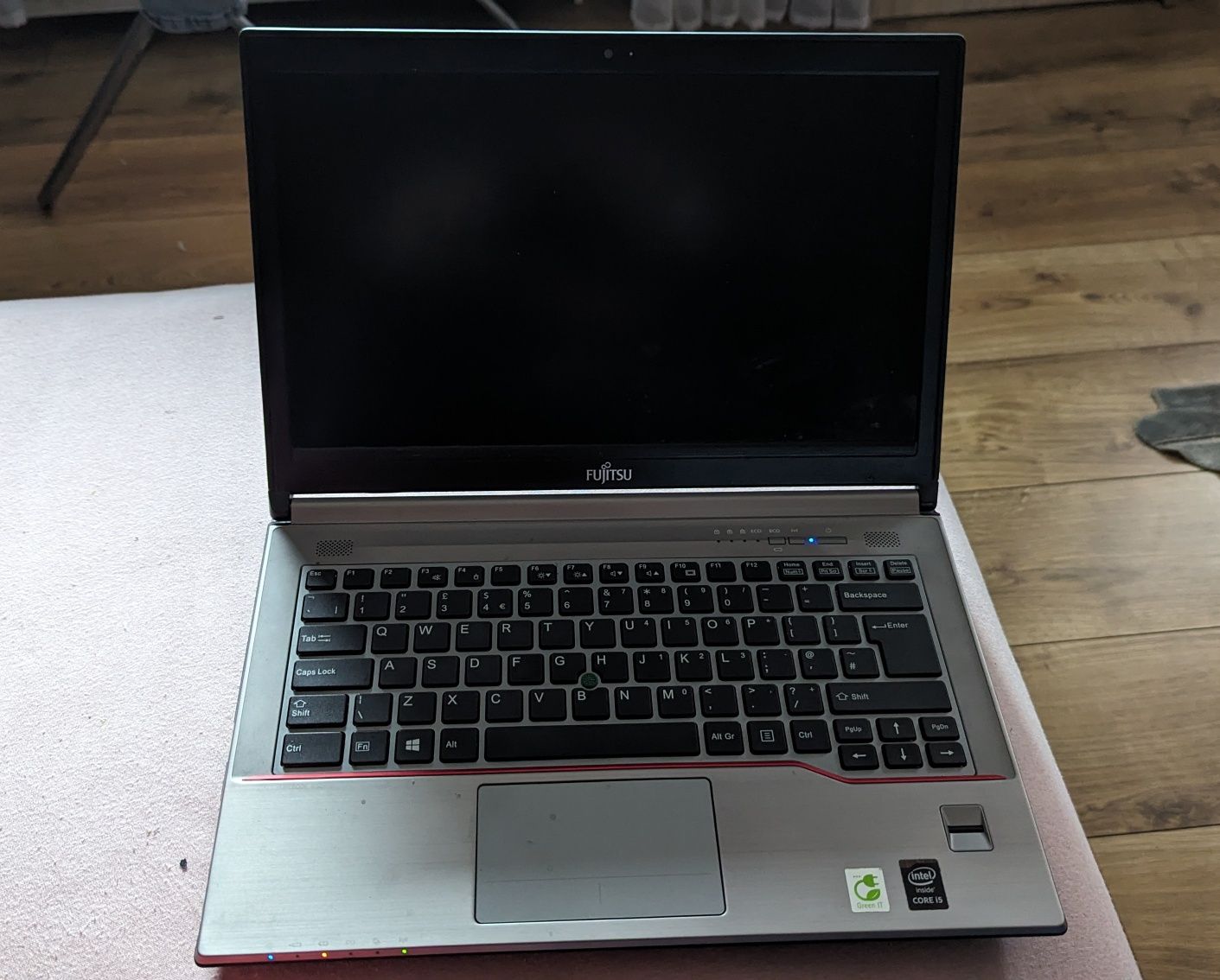 Lifebook Fujitsu E744  i5- 500GB SSD