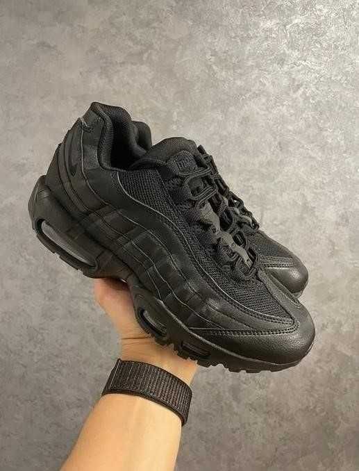 Мужские кроссовки Nike Air Max 95 Black 39-46 найк аир Хит!!