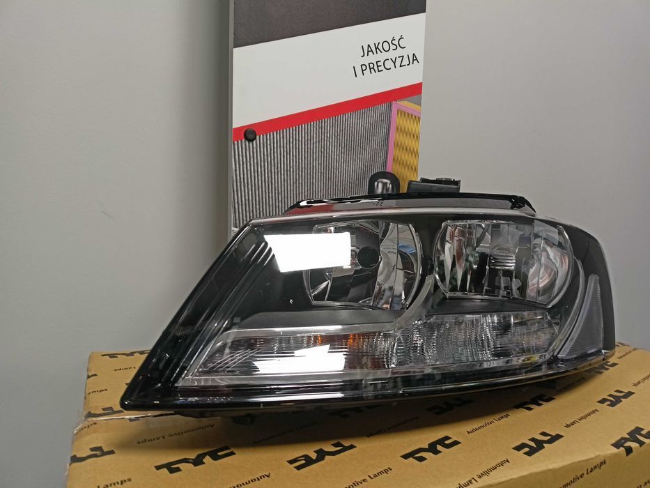 Audi A3 07.08-08.12 Lampa/Reflektor przód lewy /H7+H7