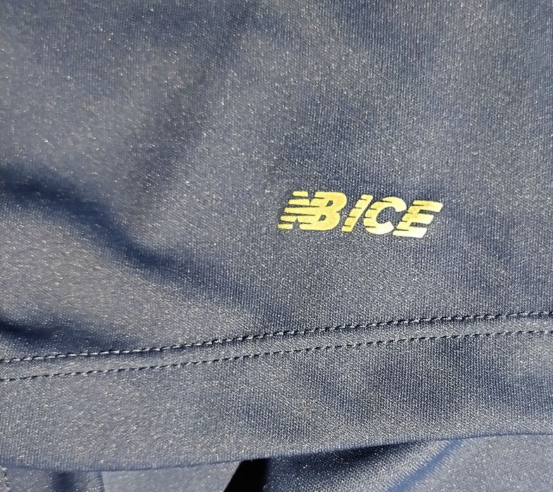 Кофта, лонгслив New Balance