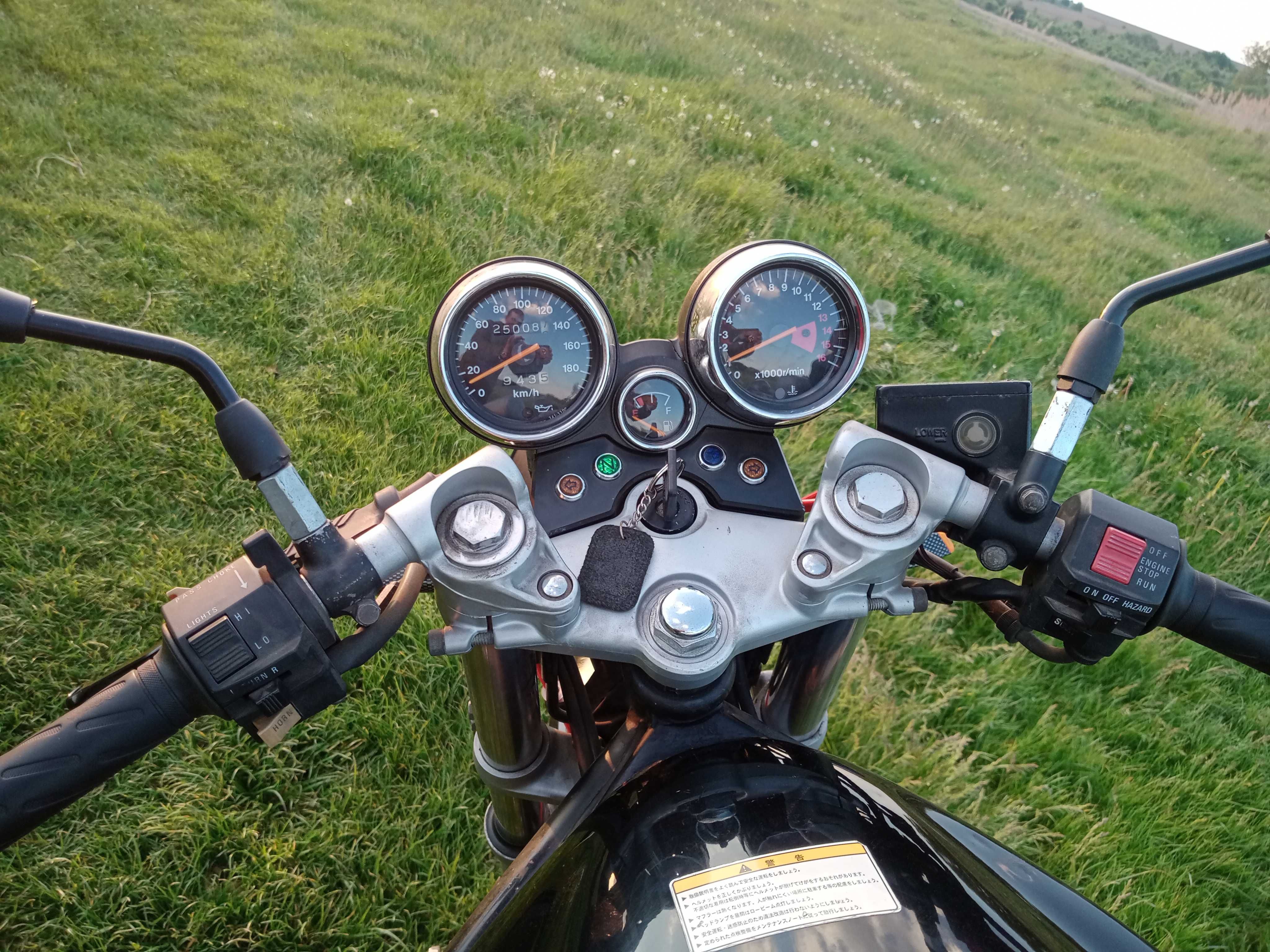 Мотоцикл Suzuki bandit400