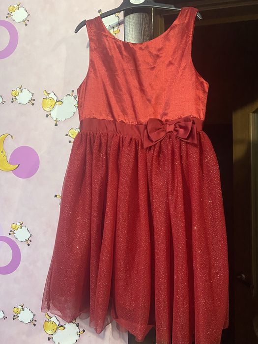 Сукня на дівчинку