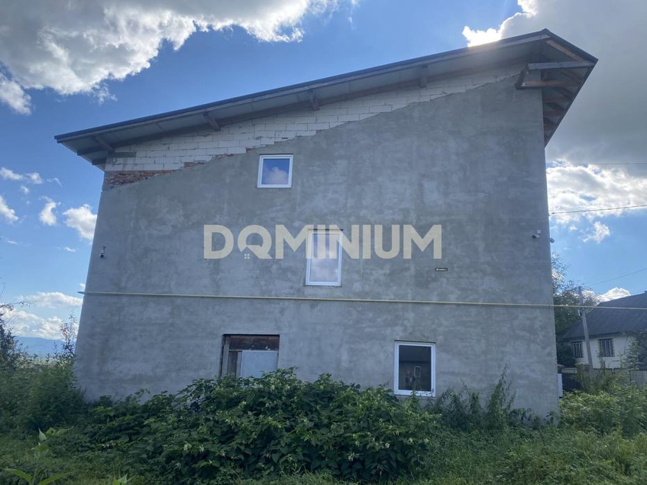 Продається будинок у с. Бороняво