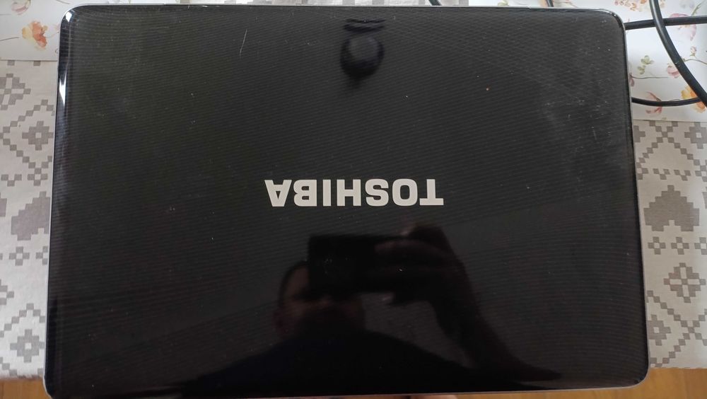 Laptop Toshiba A500-1EE