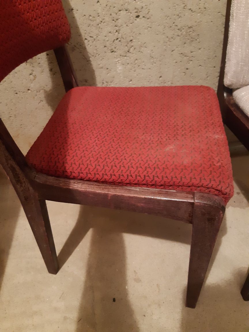 krzesła PRL do renowacji 2 sztuki