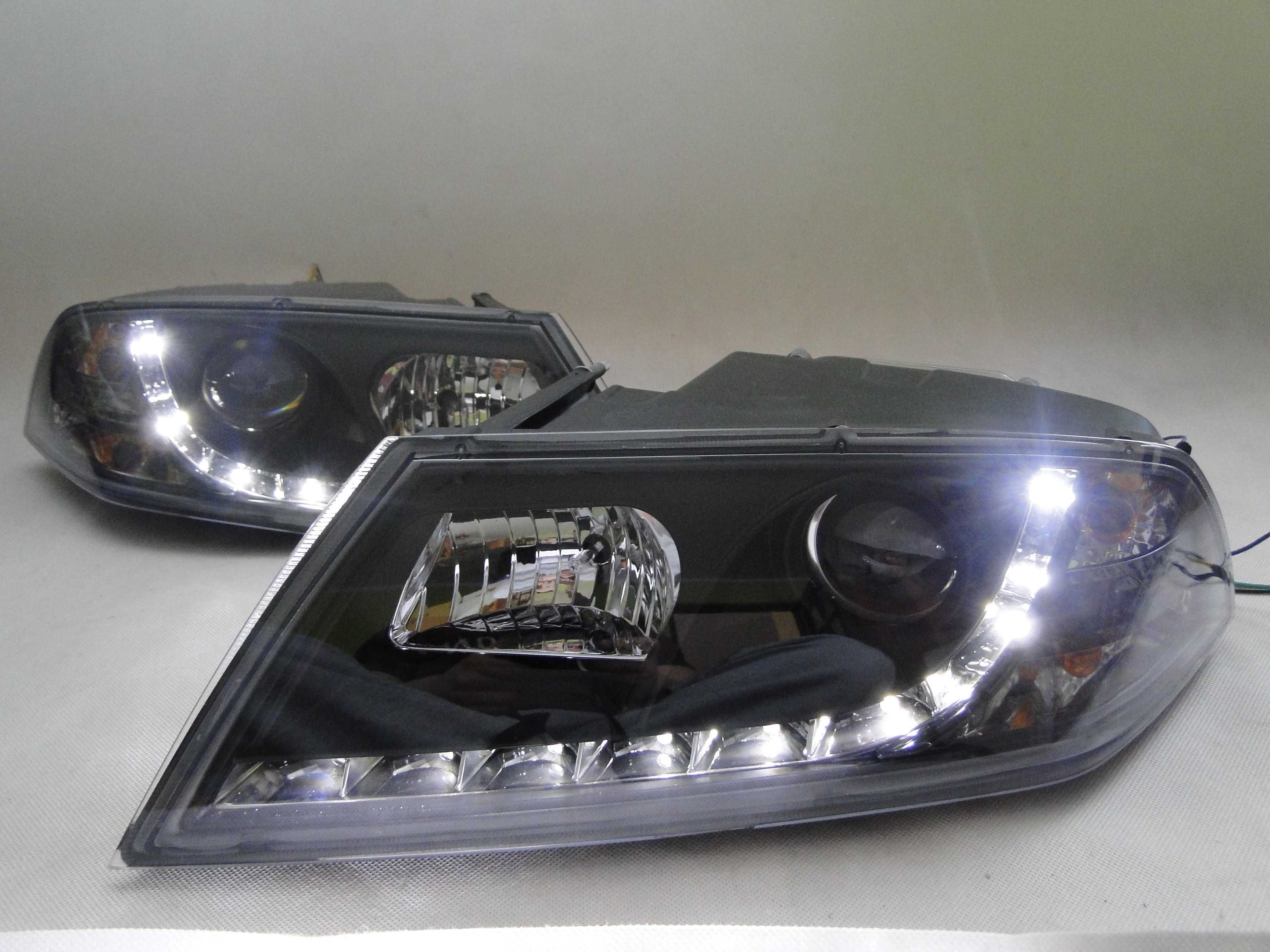 Lampy przednie przód SKODA OCTAVIA 2 II 04-08 XENON LED Tuning NOWE