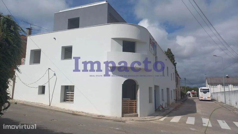 Moradia em Banda T2+1 em São João da Madeira