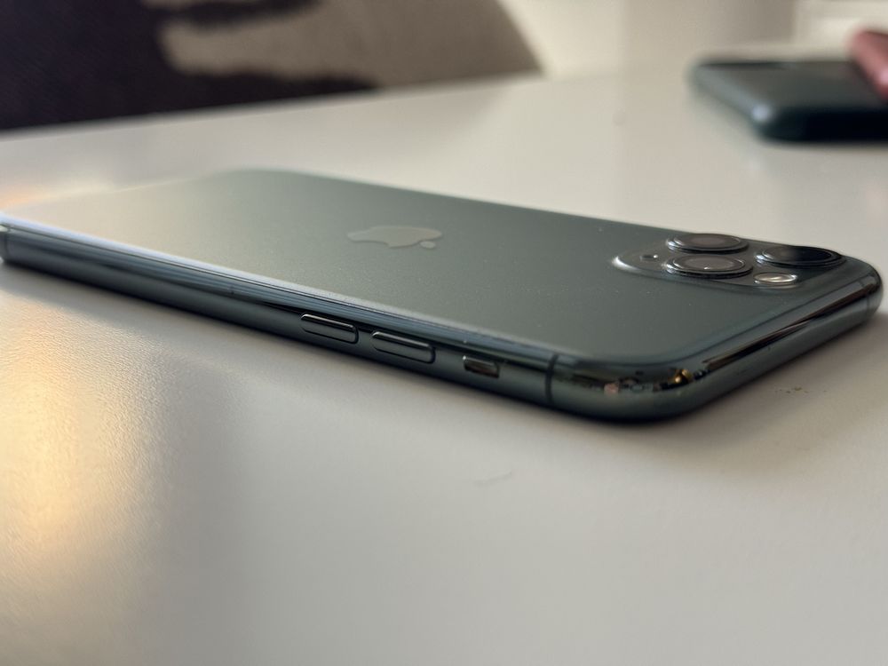 iPhone 11 Pro 256 Midnight Green