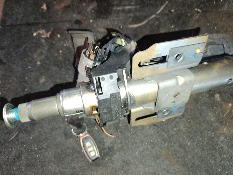 Stacyjka mechanizm kluczyk przekładnia kierownicza volkswagen golf 4