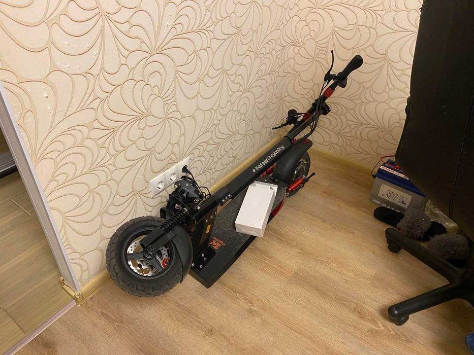 Електричний самокат KUGOO KIRIN M4PRO (NEW 2025) 1000 W