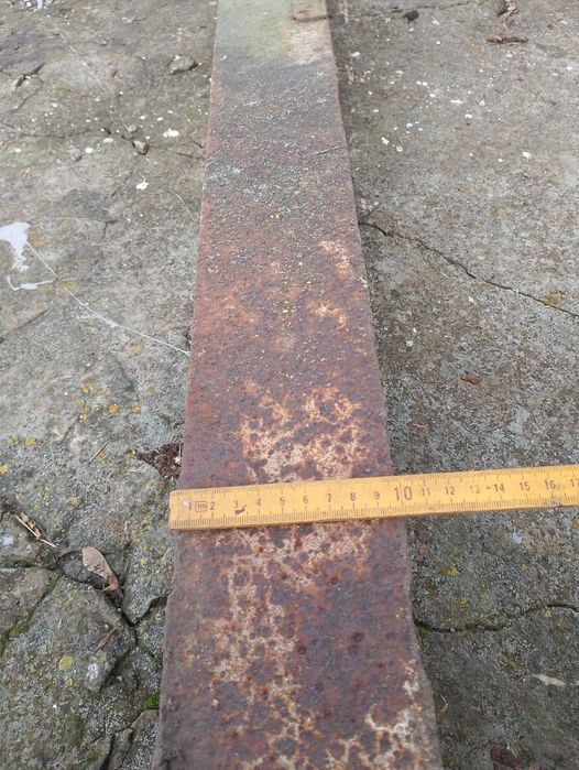 Рейка металева (рельска)