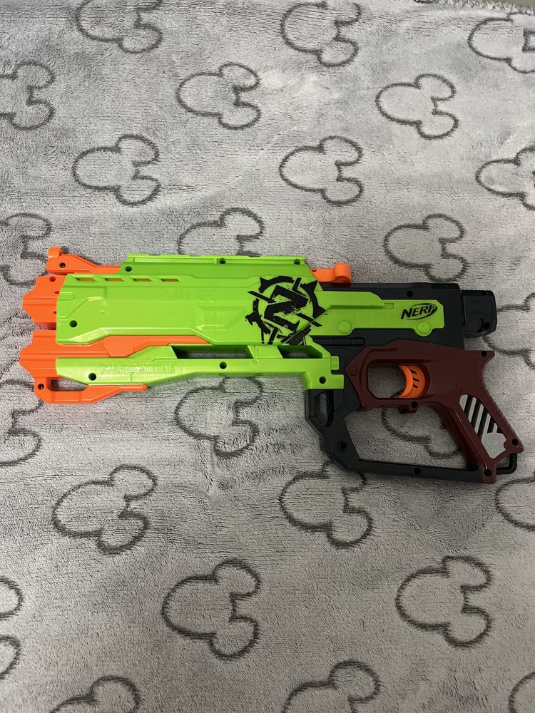 Nerf zombie strike
