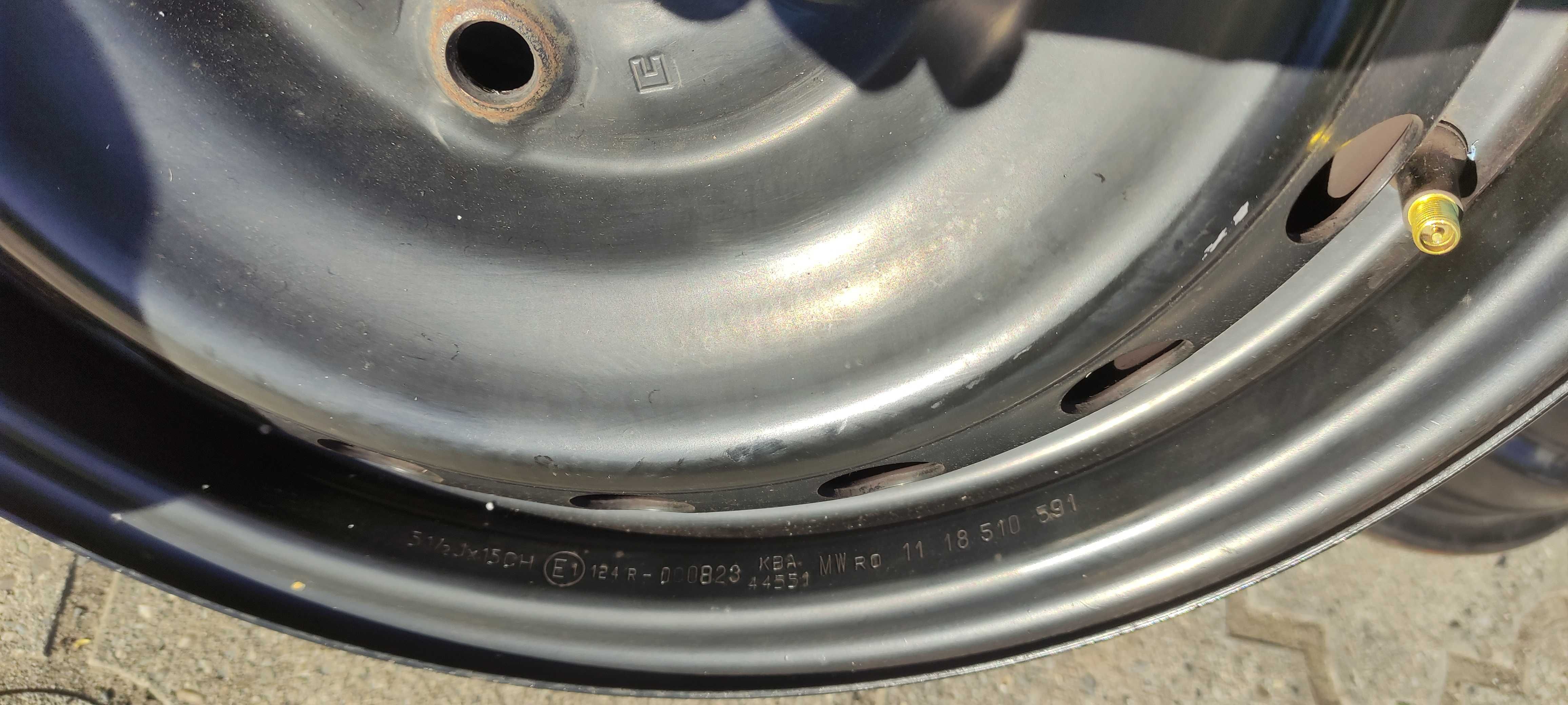 Felgi 15 Toyota Yaris IQ Suzuki Swift Kia Rio Stonic 4x100, et45 nr14