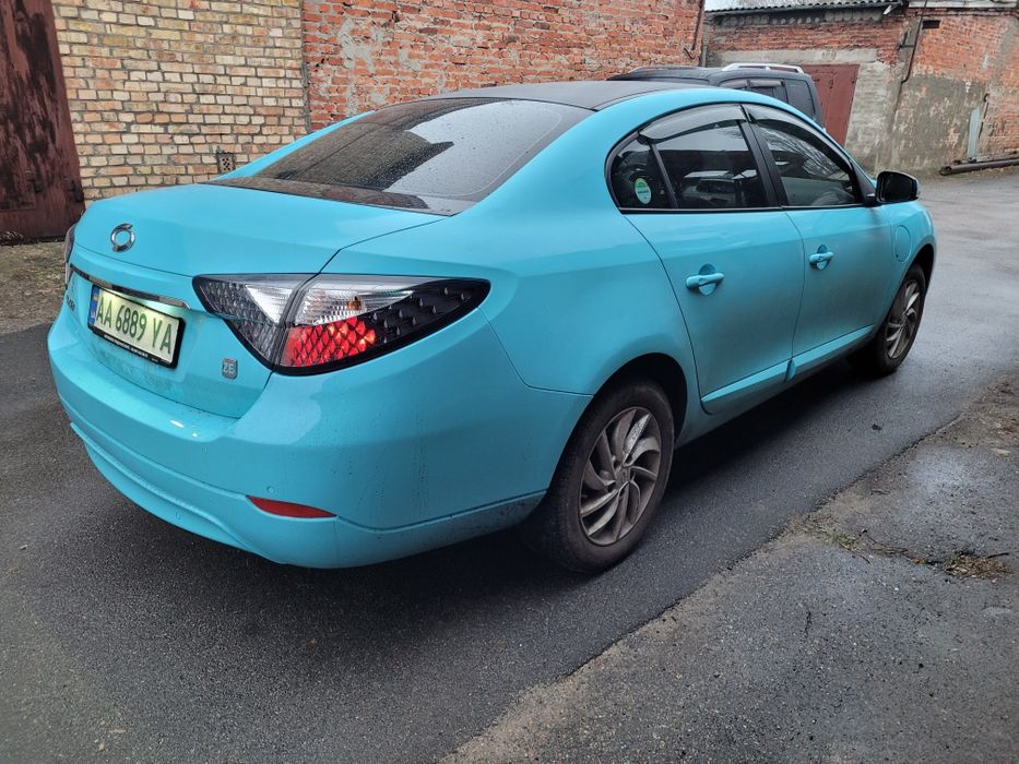 4000 грн/тиждень. Оренда електромобіля Samsung SM3 (Renault Fluence).