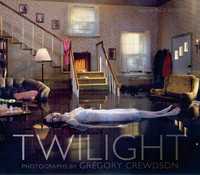 Книга  Gregory Crewdson. Twilight