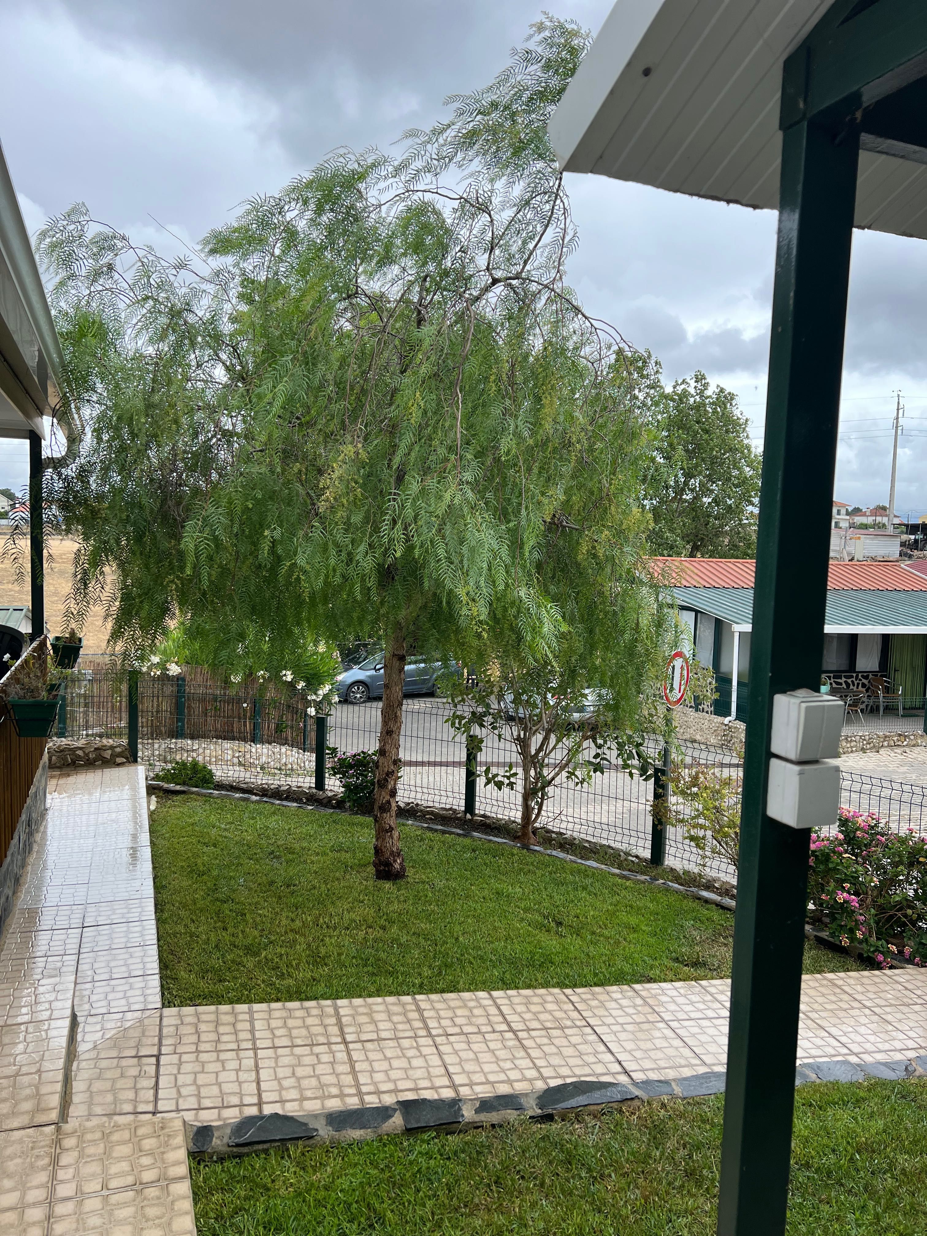 Vende-se Residencial T2 +1 mobilado no Parque Verde