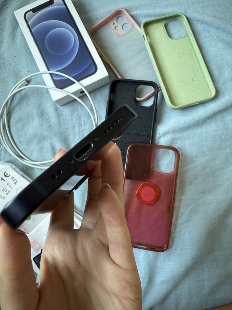 Jak nowy, w pelni sprawny Iphone 12 mini 64 gb Z DODATKAMI