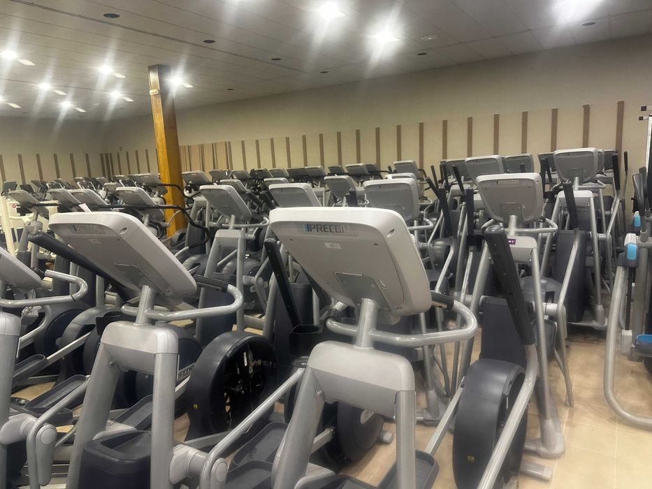 Maquinas Precor Ginasio