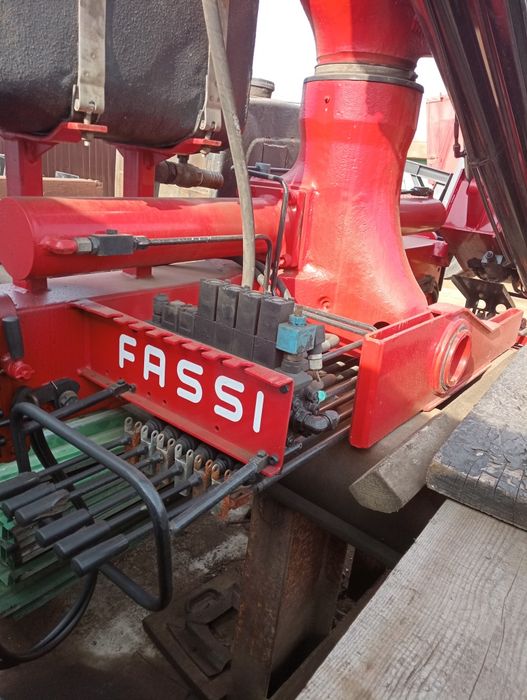 Кран маніпулятор Fassi 150
