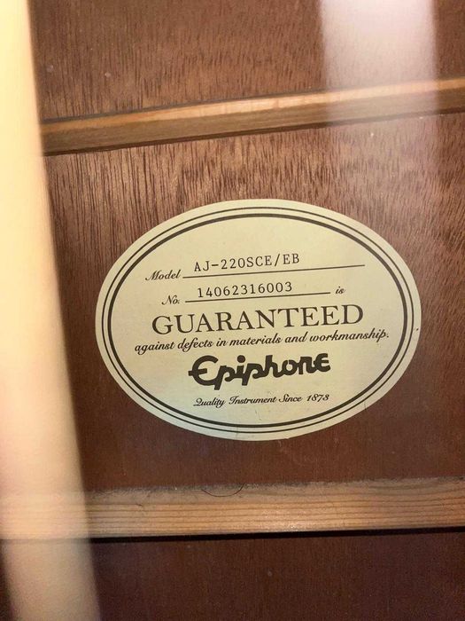 Guitarra Epiphone AJ-220SCE Acustica/Electrica Ebony